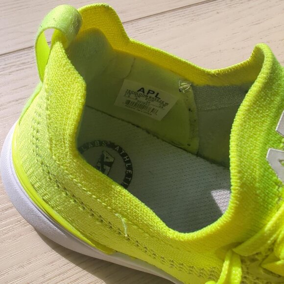 🔥 NEON LIME APL TECHLOOM – LIKE NEW! SIZE 7.5 (WOMEN’S) 🔥 - Picture 4 of 9